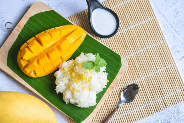 Khao Neow Mamuang (Mango Sticky Rice)